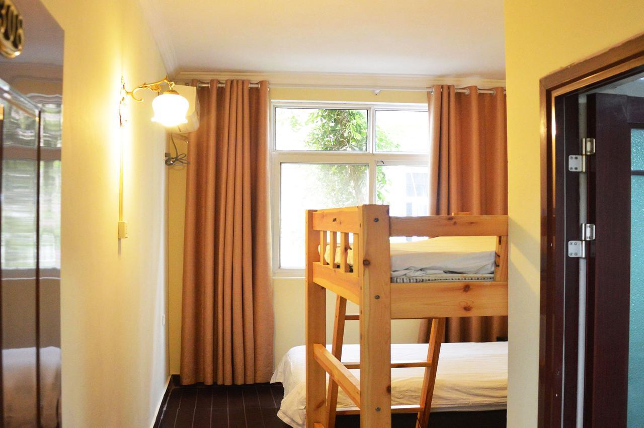 Luoyang Longmen Youth Hostel Exterior photo